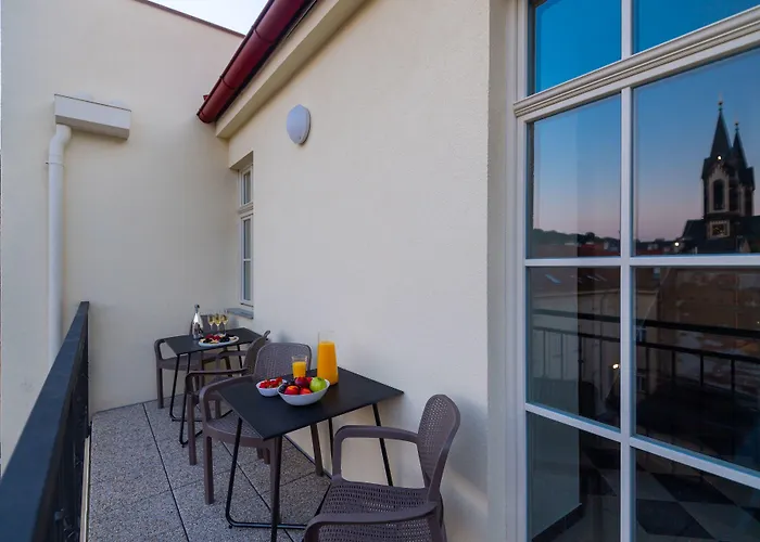 Seven Wishes Boutique Residence By Dwellfort Praag